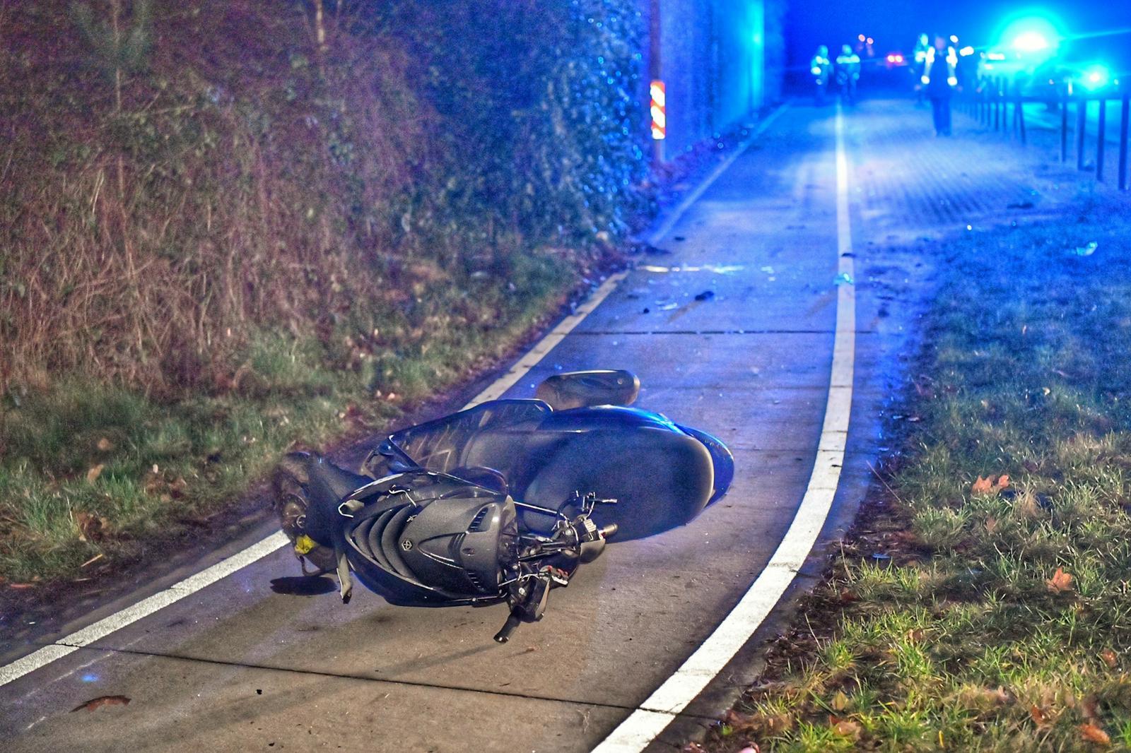 Scooterrijder Zwaargewond Op Fietspad Bij Valkenswaard Aanget ...